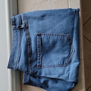 Lane Bryant Signature Fit Mid-Rise Boyfriend Midi Short, Medium Denim, 16W